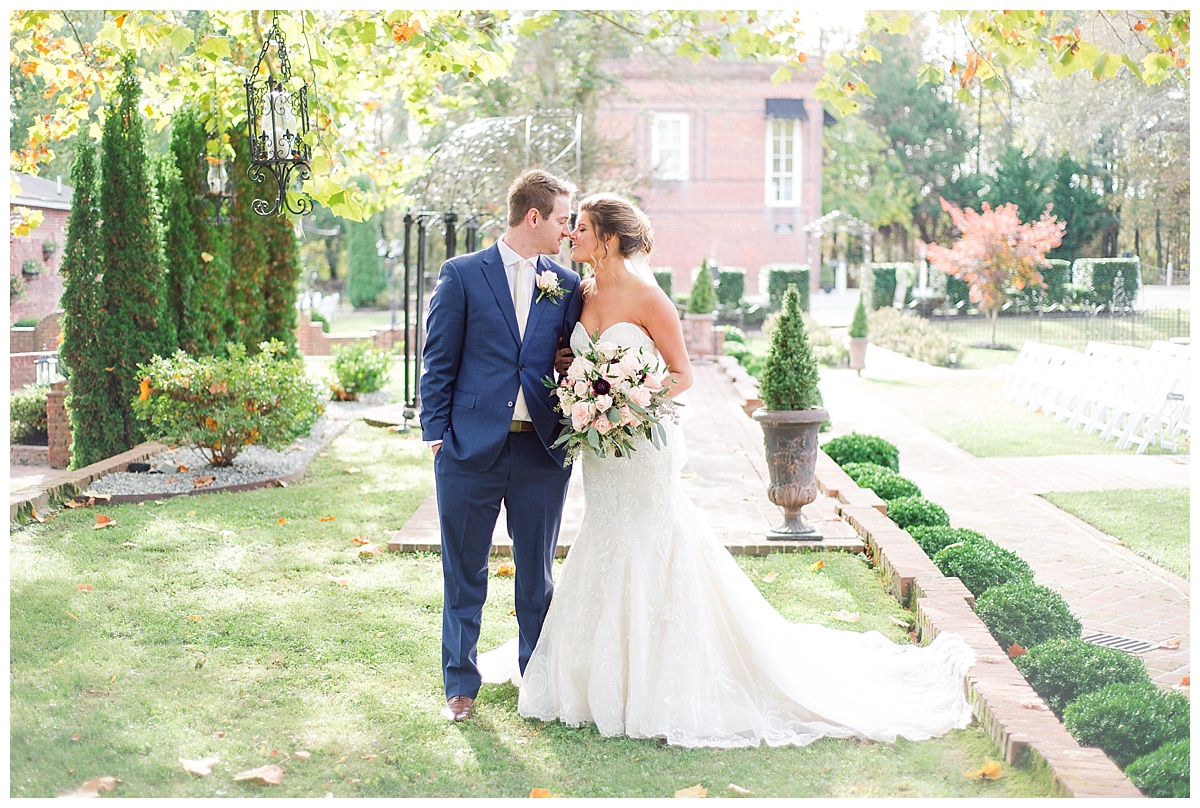 Shawn & Stacy | A Fall Historic Mankin Mansion Wedding | Caiti Garter ...