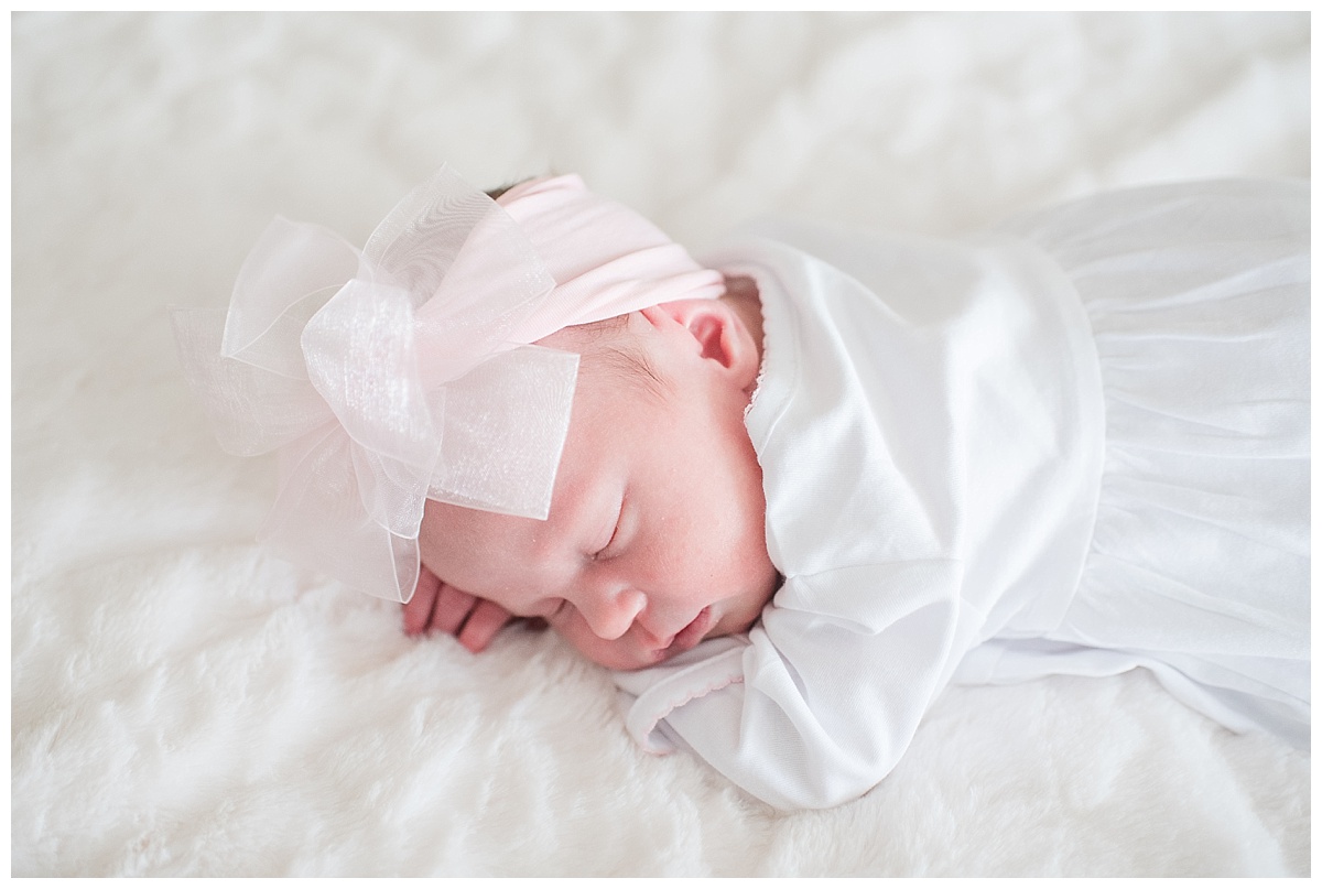 Lifestyle Newborn Photos, Home newborn photos, Virginia Newborn Photographer, Williamsburg Photographer, Caiti Garter Photography