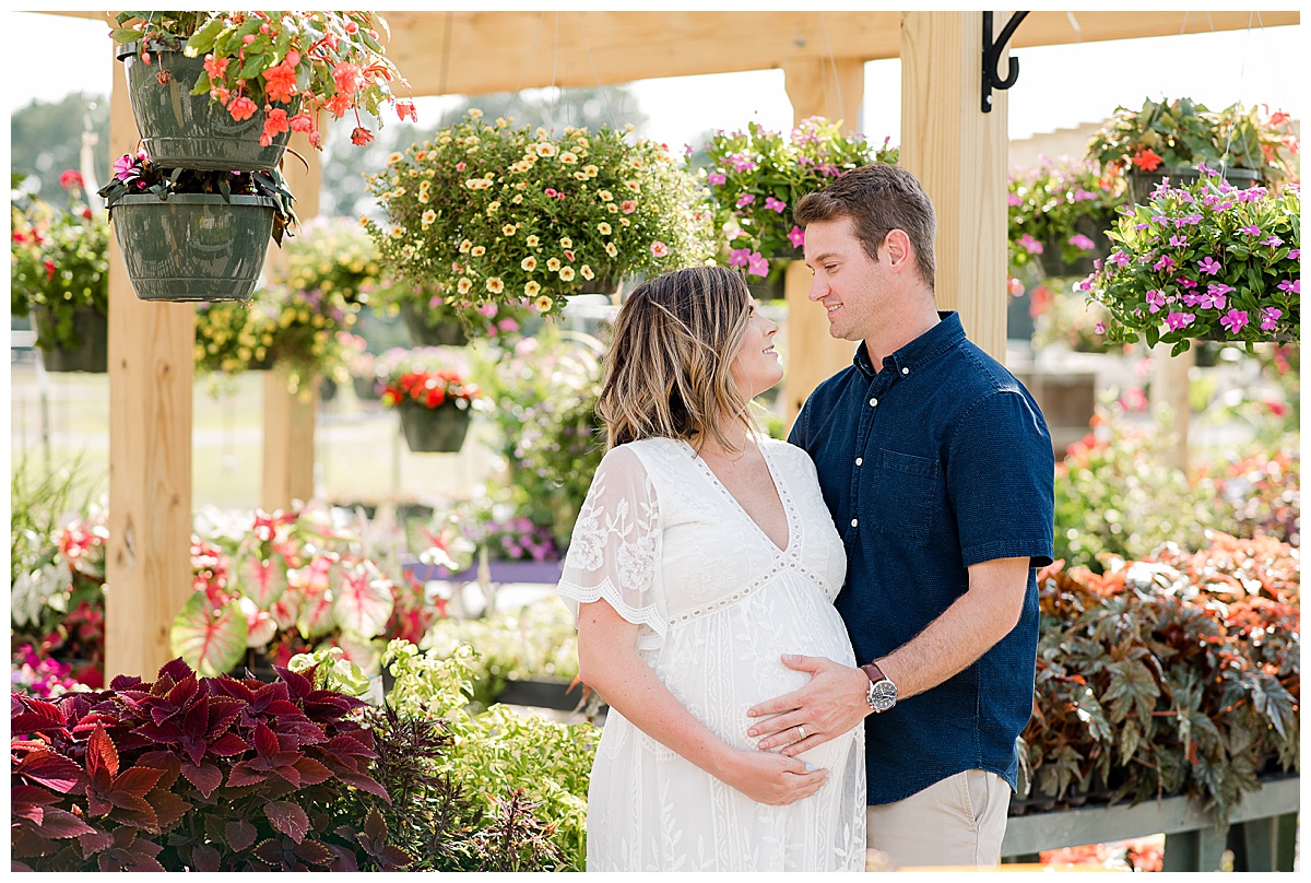 Maternity Photography, Maternity Session, Boulevard Flower Gardens Photos, Greenhouse Session, Flower Garden Photos, Greenhouse maternity photos, Caiti Garter Photography, Prince George Photographer
